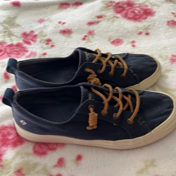 Sperry Women’s Leather Tie Sneaker - Picture 4 of 6